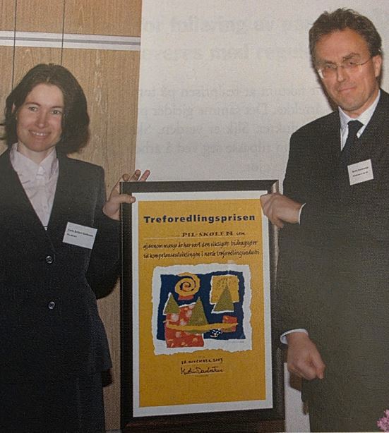Treforedlingsprisen 2003 til PIL-skolen